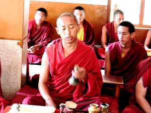 Sera Mey Tsangpa Khangtsen Chant Master leading the Prayer session