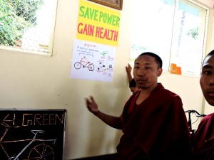 Sera Mey Tsangpa Khangtsen Monk in Science class